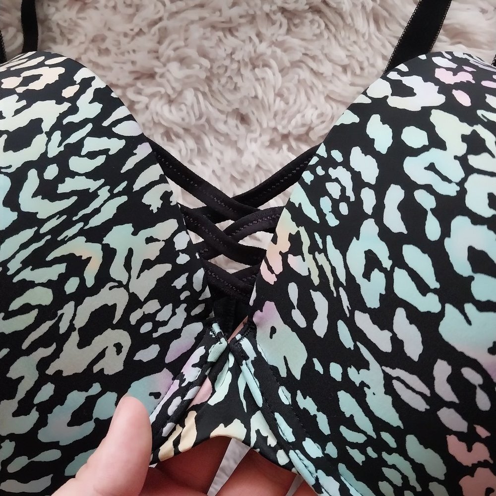 Torrid Animal Print Plunch 360 Smooth Bra - Picture 8 of 15